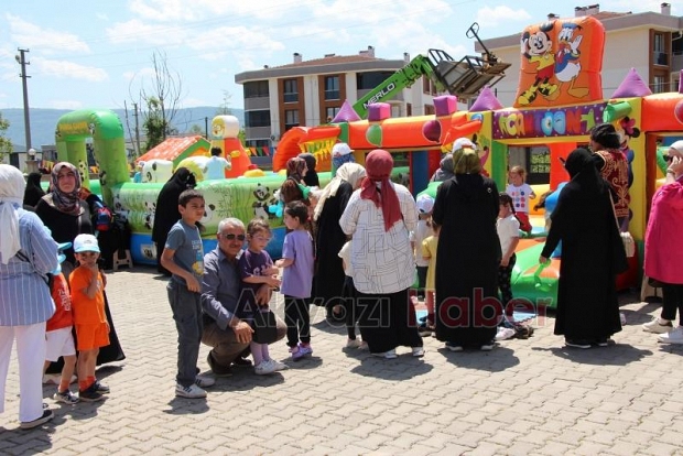 Minik Yürekler Mezuniyet Coşkusuyla Buluştu!