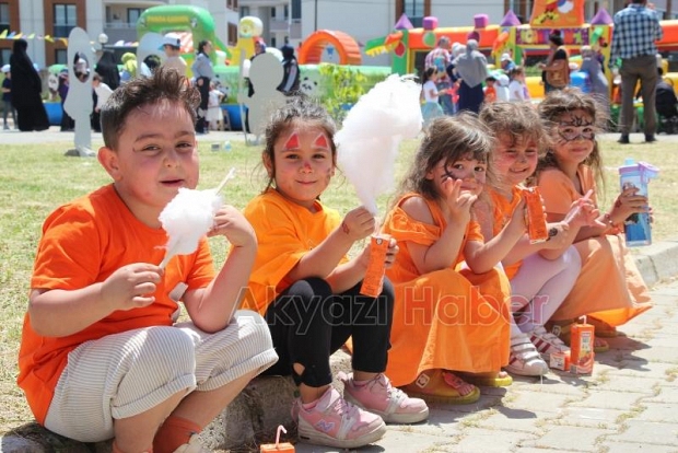 Minik Yürekler Mezuniyet Coşkusuyla Buluştu!