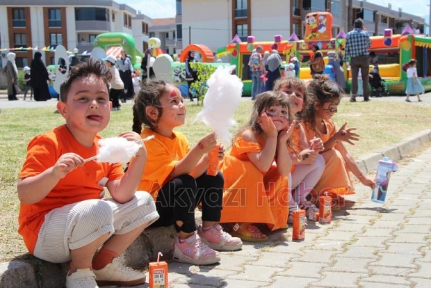 Minik Yürekler Mezuniyet Coşkusuyla Buluştu!
