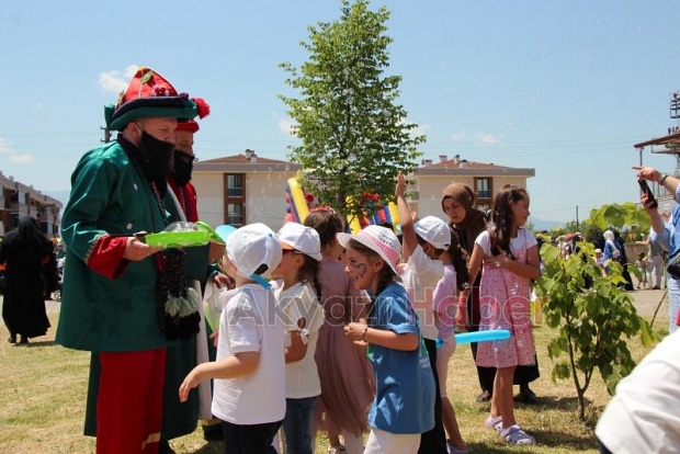 Minik Yürekler Mezuniyet Coşkusuyla Buluştu!