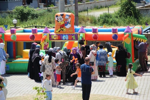 Minik Yürekler Mezuniyet Coşkusuyla Buluştu!