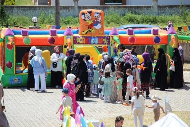 Minik Yürekler Mezuniyet Coşkusuyla Buluştu!