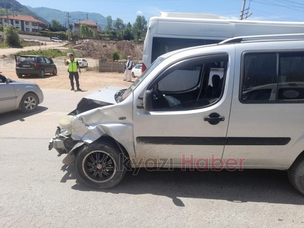 D140 Karayolu Beldibi'nde Korkutan Kaza: 2 Yaralı