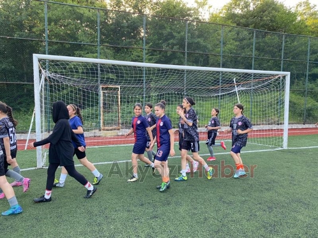 Askuzulukspor'dan kız futbol takımı kuruyor