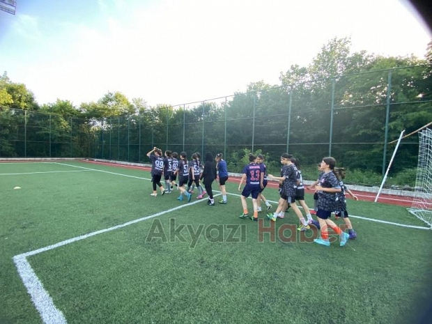 Askuzulukspor'dan kız futbol takımı kuruyor