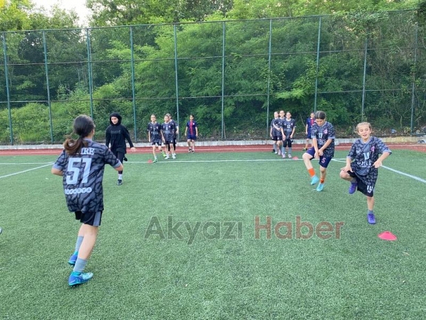 Askuzulukspor'dan kız futbol takımı kuruyor