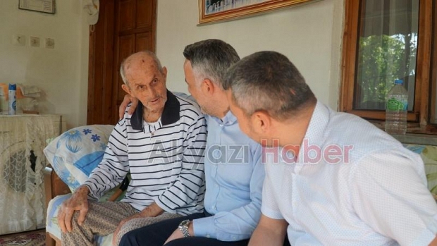 Yunus Tever Karapürçek'te vatandaşlarla buluştu