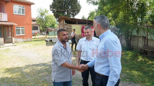 Yunus Tever Karapürçek'te vatandaşlarla buluştu