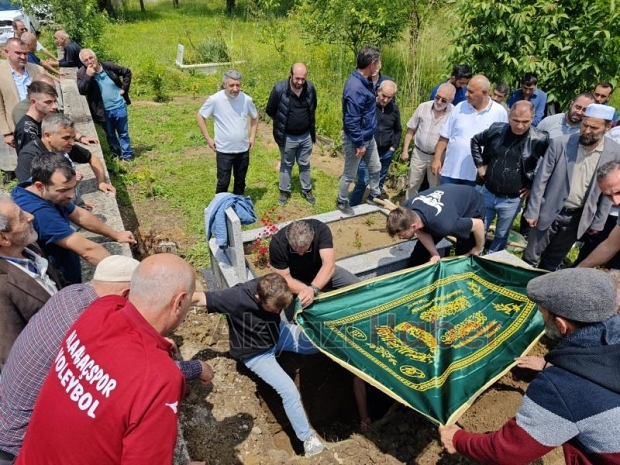 Sündüz Özmen defnedildi