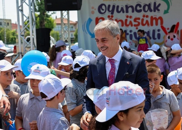 Sakarya'da çocuklar oyuncak festivalinde buluştu