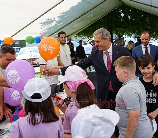 Sakarya'da çocuklar oyuncak festivalinde buluştu