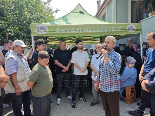 Düşen taşlardan kaçarken başını çarpmıştı, toprağa verildi