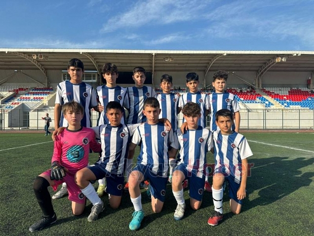 Akyazı 54 SK U-13 Takımı Namağlup Şampiyon! 