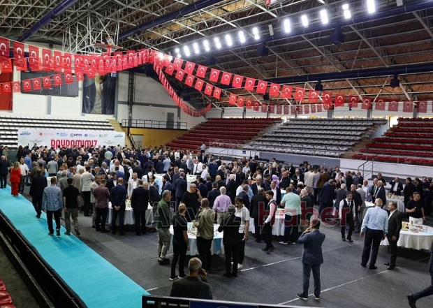 Sakarya'da şehir protokolü bayramlaştı