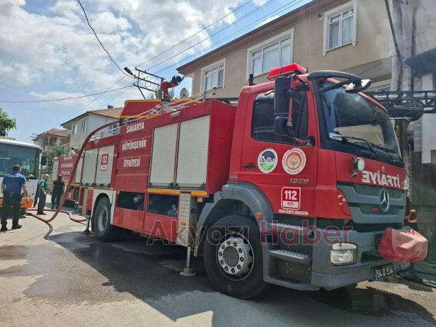 Bina yangını korkuttu