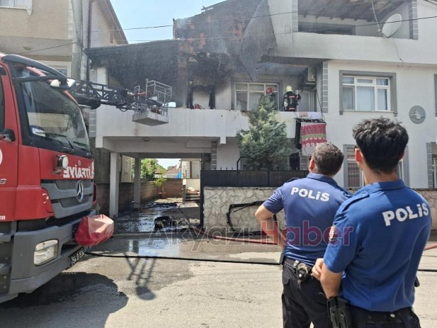 Bina yangını korkuttu