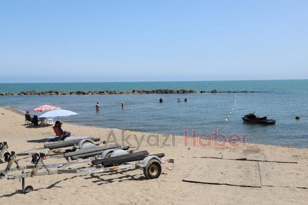 Sakarya sahillerinde bayramda 12 kişi boğulmaktan kurtarıldı