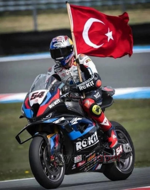 Milli motosikletçi Toprak Razgatlıoğlu, 2026 MotoGP de yarışacak