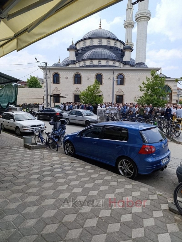 Cavit Çelik Dualarla Ebediyete Uğurlandı.