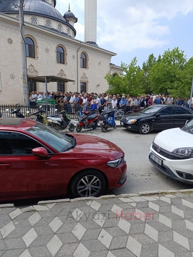 Cavit Çelik Dualarla Ebediyete Uğurlandı.