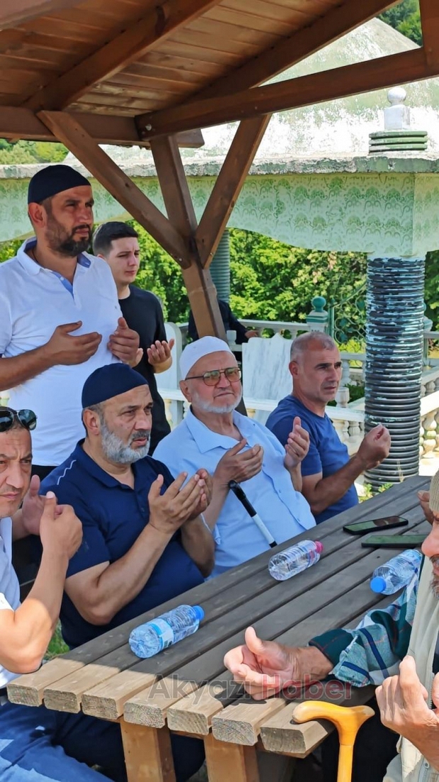 Kalbine Yenilmişti, Toprağa Verildi.