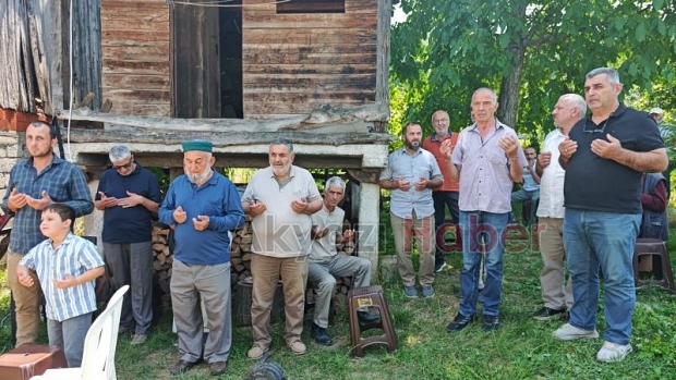 Kalbine Yenilmişti, Toprağa Verildi.