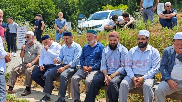 Kalbine Yenilmişti, Toprağa Verildi.