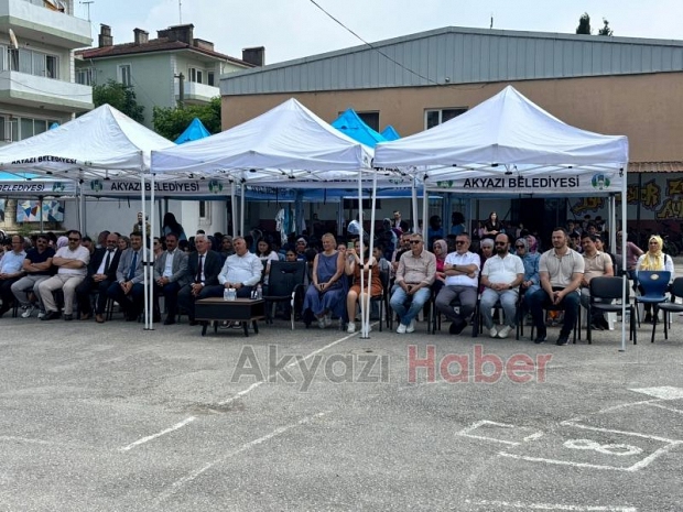 Akyazı Atatürk Ortaokulu'nda yıl sonu ödül töreni
