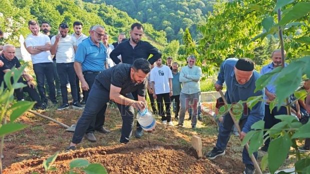 Otobüsçü Turgut Baştan a veda 