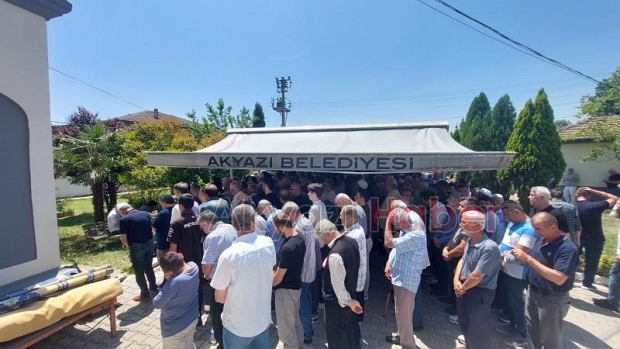 Kaza kurbanı adam toprağa verildi