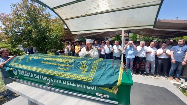 Kaza kurbanı adam toprağa verildi