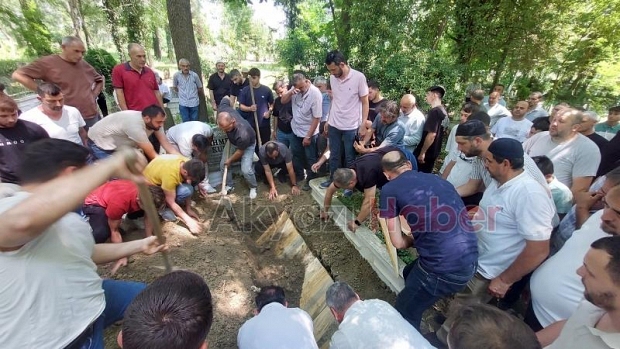 Kaza kurbanı adam toprağa verildi