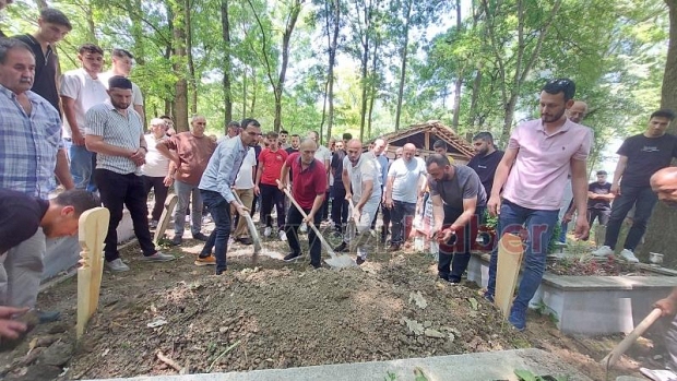 Kaza kurbanı adam toprağa verildi
