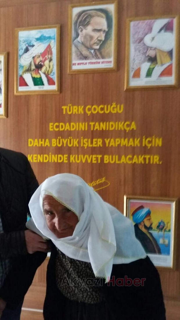 105 yaşında oy vermeye gitti