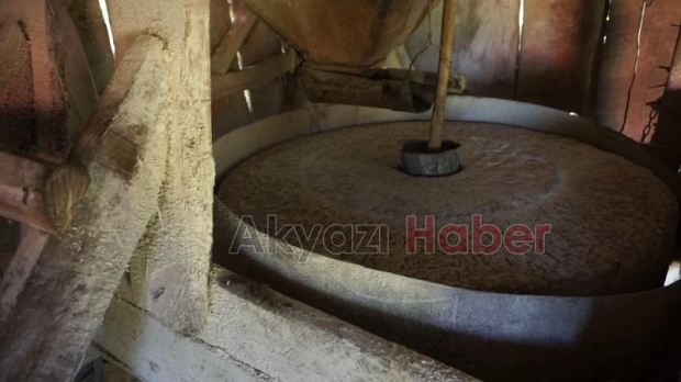 120 Yıllık Tarihi Değirmen Halen Çalışıyor