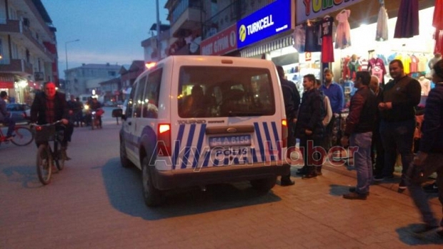 2 Grup Arasında Kavga Çıktı