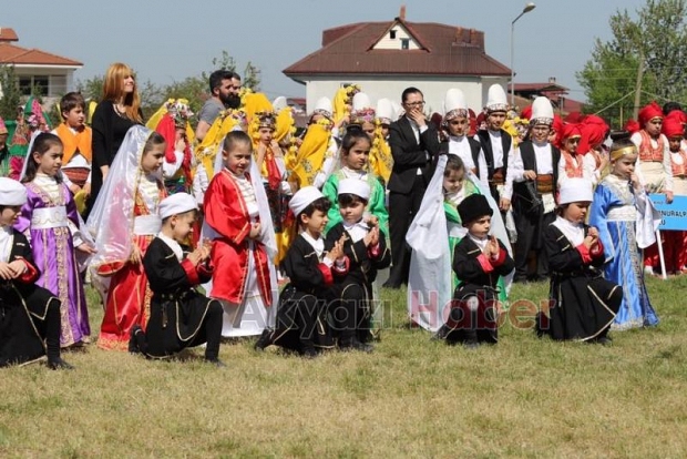 23 Nisan Akyazı da Coşkuyla Kutlandı