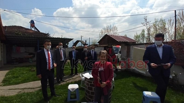 23 Nisanda doğan Çocuklara Sürpriz Doğum Günü 