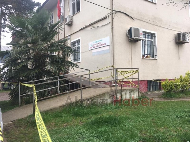 3 nolu sağlık ocağına ön kontrol çadırı kuruldu