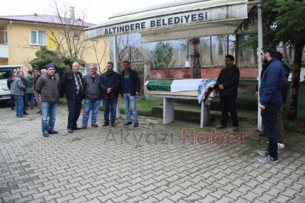 35 yaşındaki Akyazılı Gülizar defnedildi
