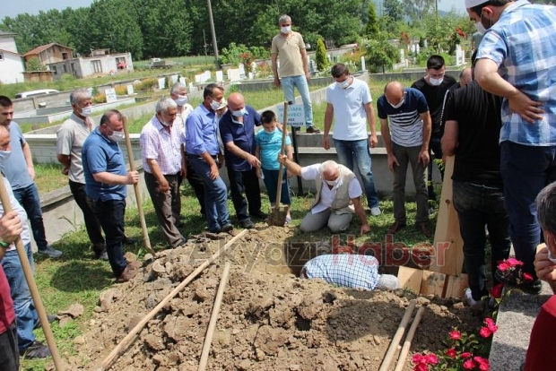 37 yaşındaki Hasan Kahveci toprağa verildi