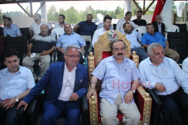 AKYAZI AKBALIK GÜREŞLERİ ESKİ GÜNLERİNE KAVUŞUYOR