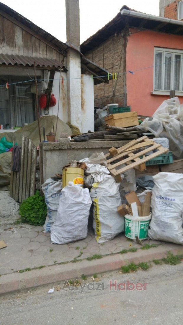 6 Önce Temizlenen Çöp Ev Tekrar Doldu