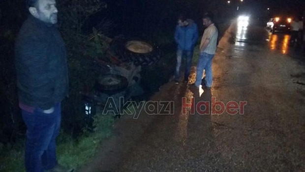 70 Yaşındaki Sürücü Traktörle Kanala Devrildi