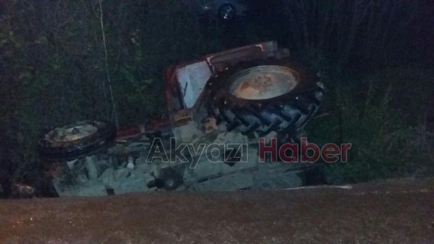 70 Yaşındaki Sürücü Traktörle Kanala Devrildi