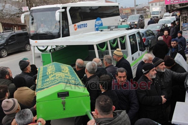 Abdurrahman amca dualarla defnedildi