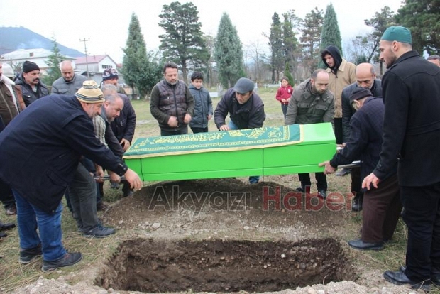 Abdurrahman amca dualarla defnedildi