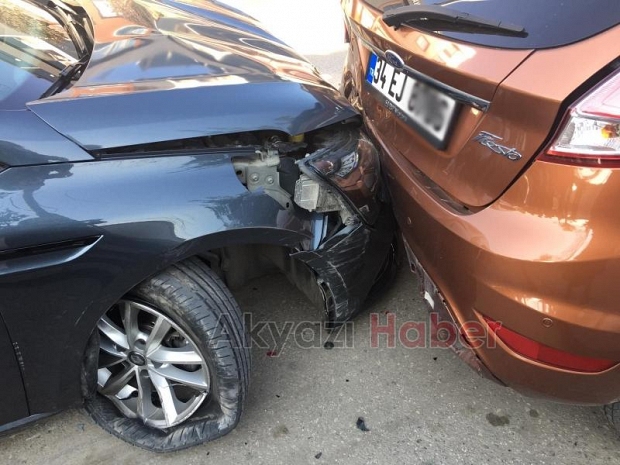 Ada Caddesinde Trafik Kazası