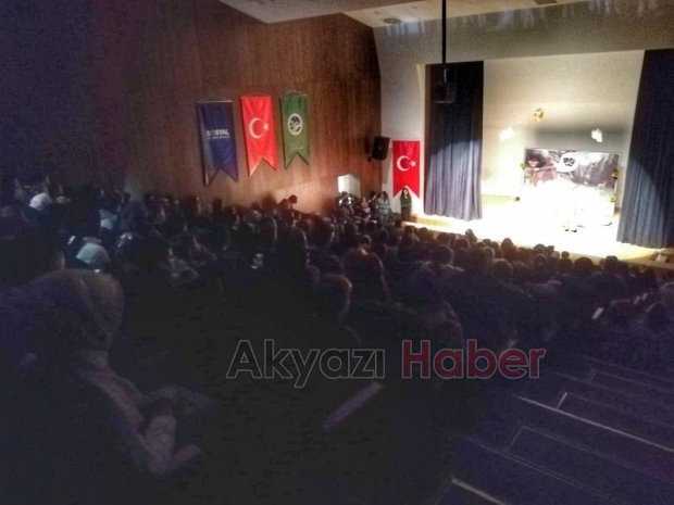 Afacan Maymun adlı çocuk oyununa yoğun katılım 