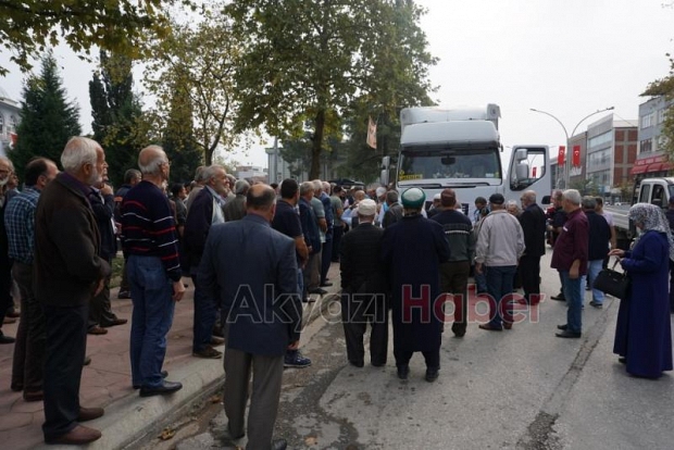 AFRiNE iNSANi YARDIM KONVOYU GÖNDERiLDi